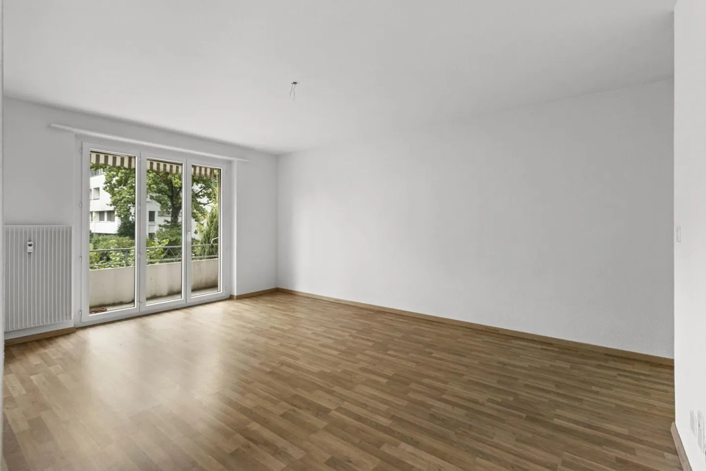 Mehrfamilienhaus mit substanziellem Entwicklungspotential - Foto 4 di 6