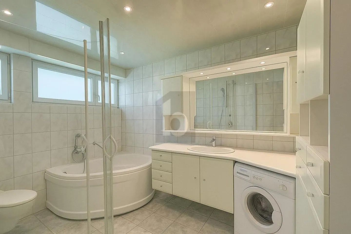 SPACIOUS AND UNOBSTRUCTED VIEW - Photo 4 of 5