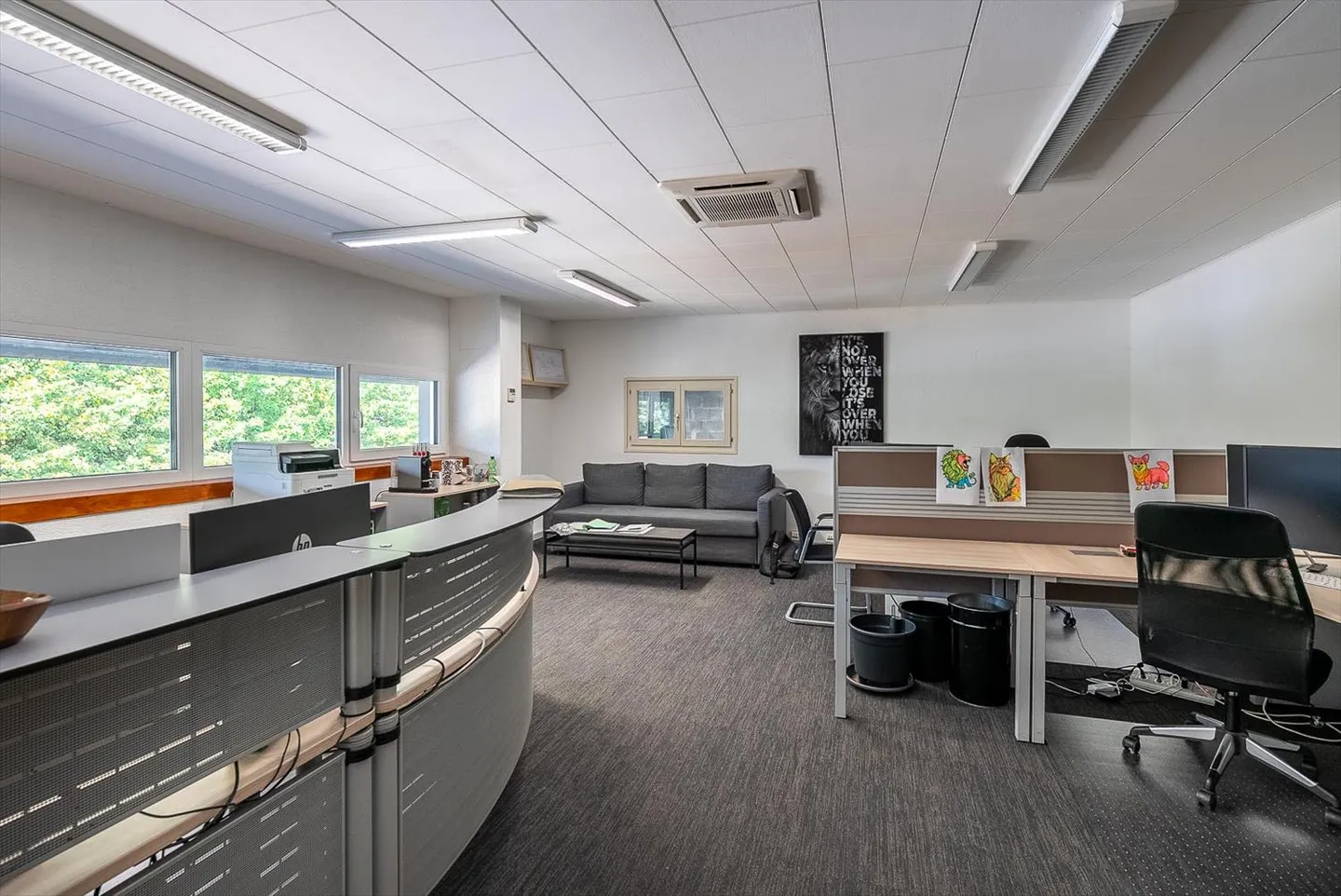 Atelier avec bureaux à l'étage - Photo 4 sur 14
