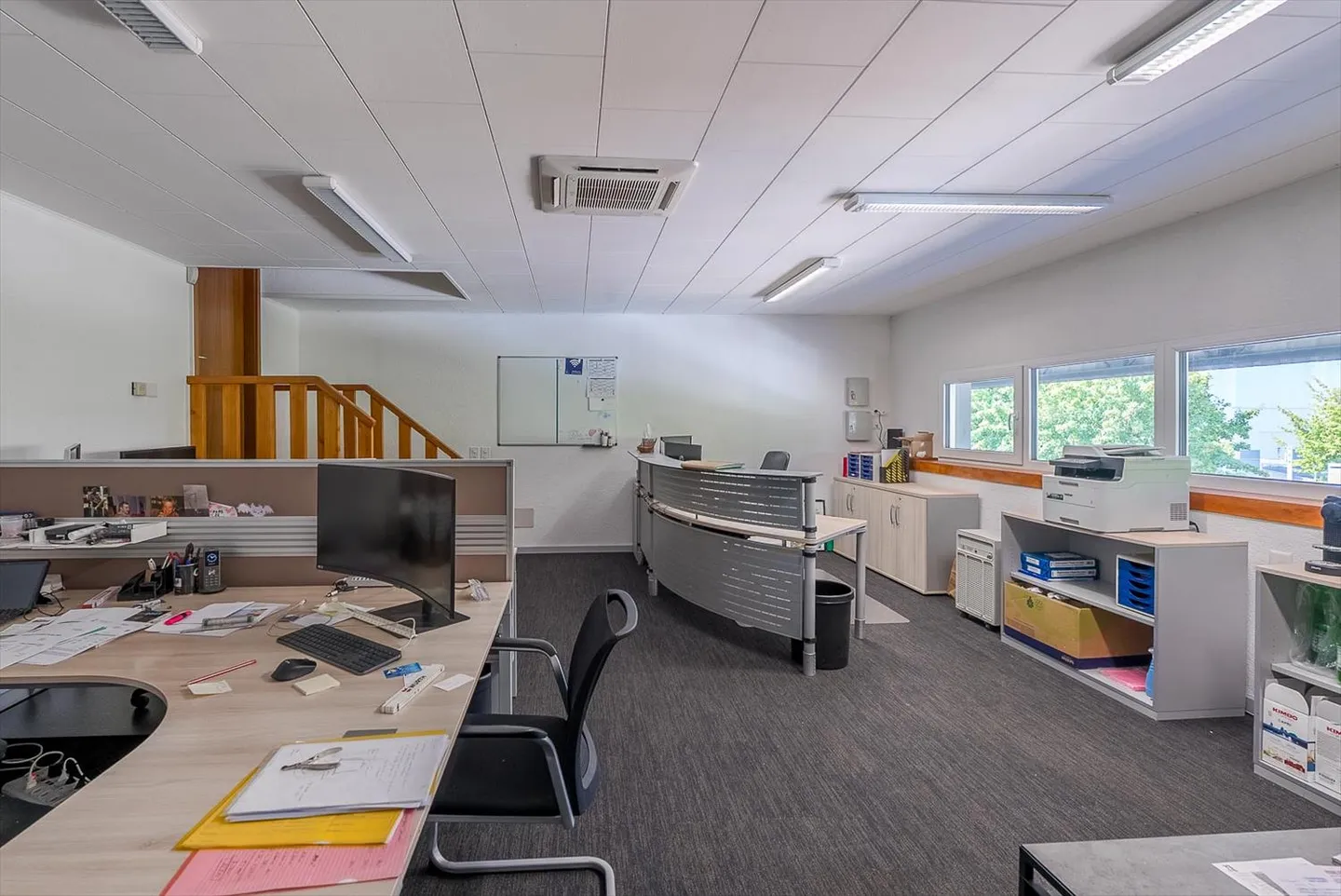 Atelier avec bureaux à l'étage - Photo 5 sur 14