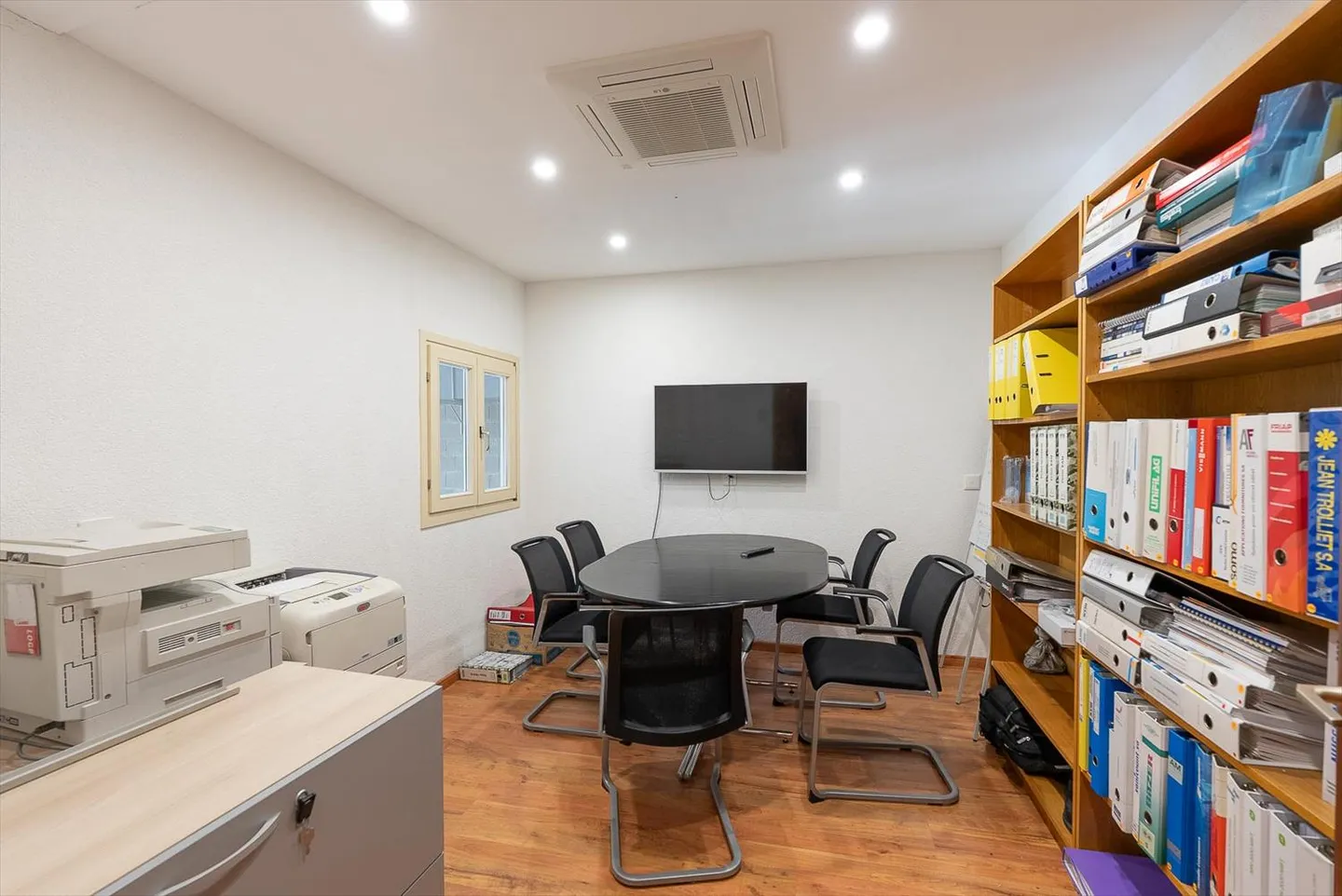 Atelier avec bureaux à l'étage - Photo 7 sur 14
