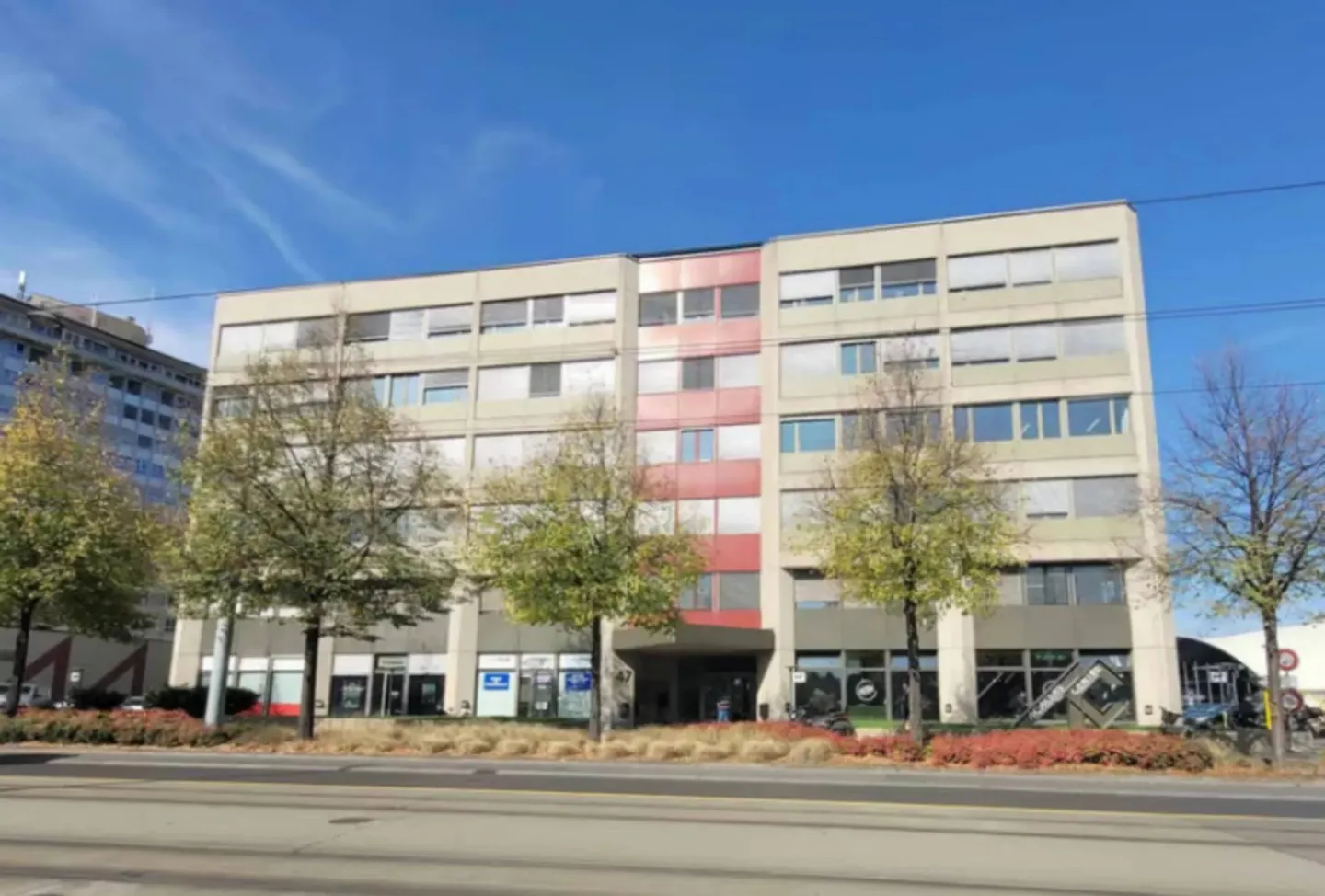 Atelier à louer - Photo 1 sur 4