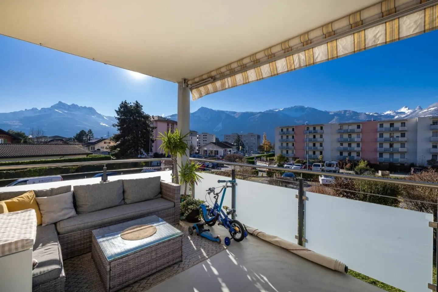 3,5-Zimmer-Wohnung im 1. Stock in Aigle - Foto 12 von 12