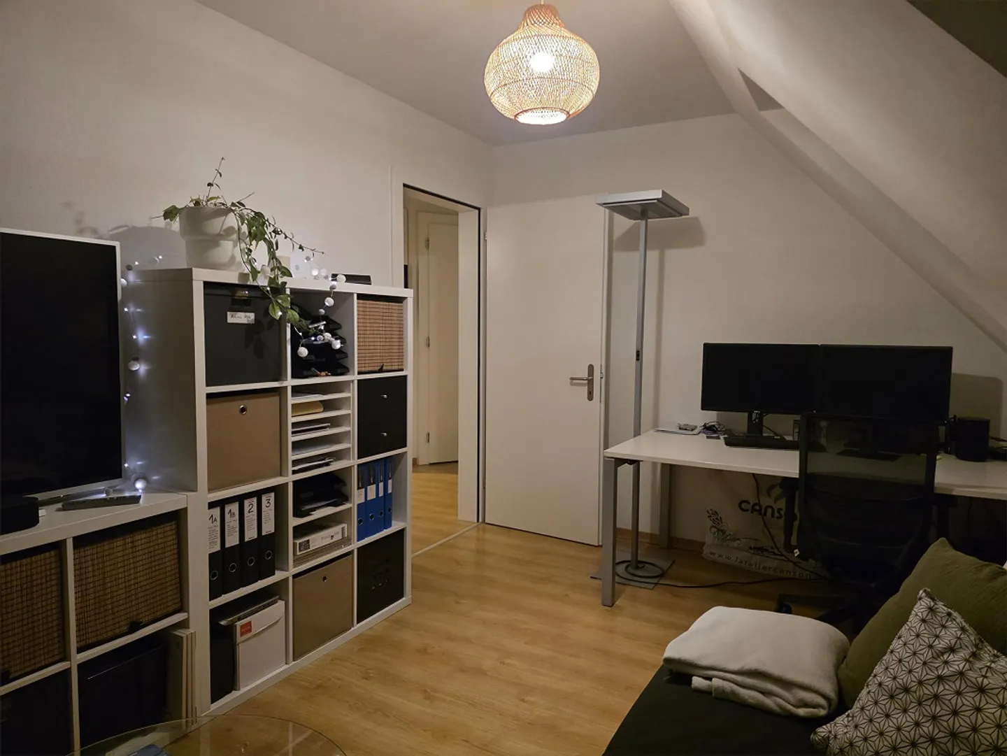 Appartement en attique 3 pièces avec terrasse spacieuse - Photo 7 sur 9
