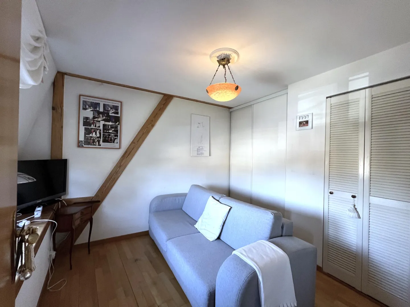 Charming Duplex Attic in Auvernier - Photo 7 of 10