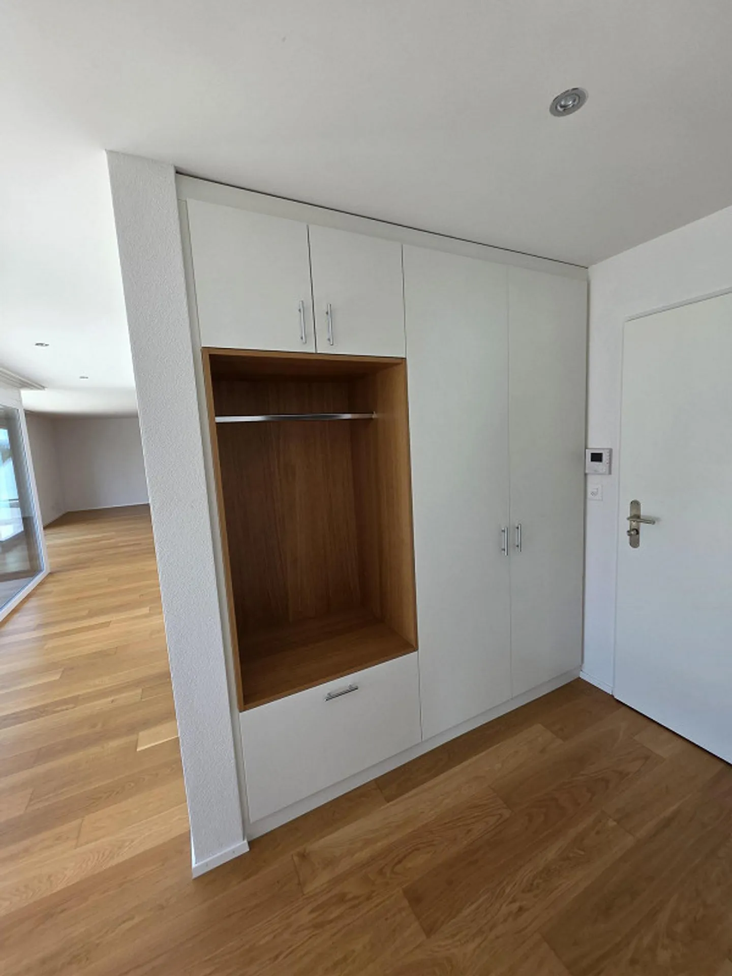 Moderno appartamento attico di 2,5 locali in posizione centrale ad Amriswil - Foto 10 di 13