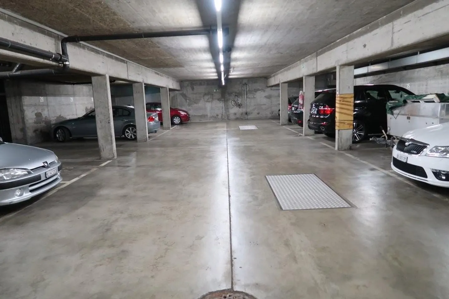 Einstellhallenplatz in der Länggasse - Foto 2 von 6