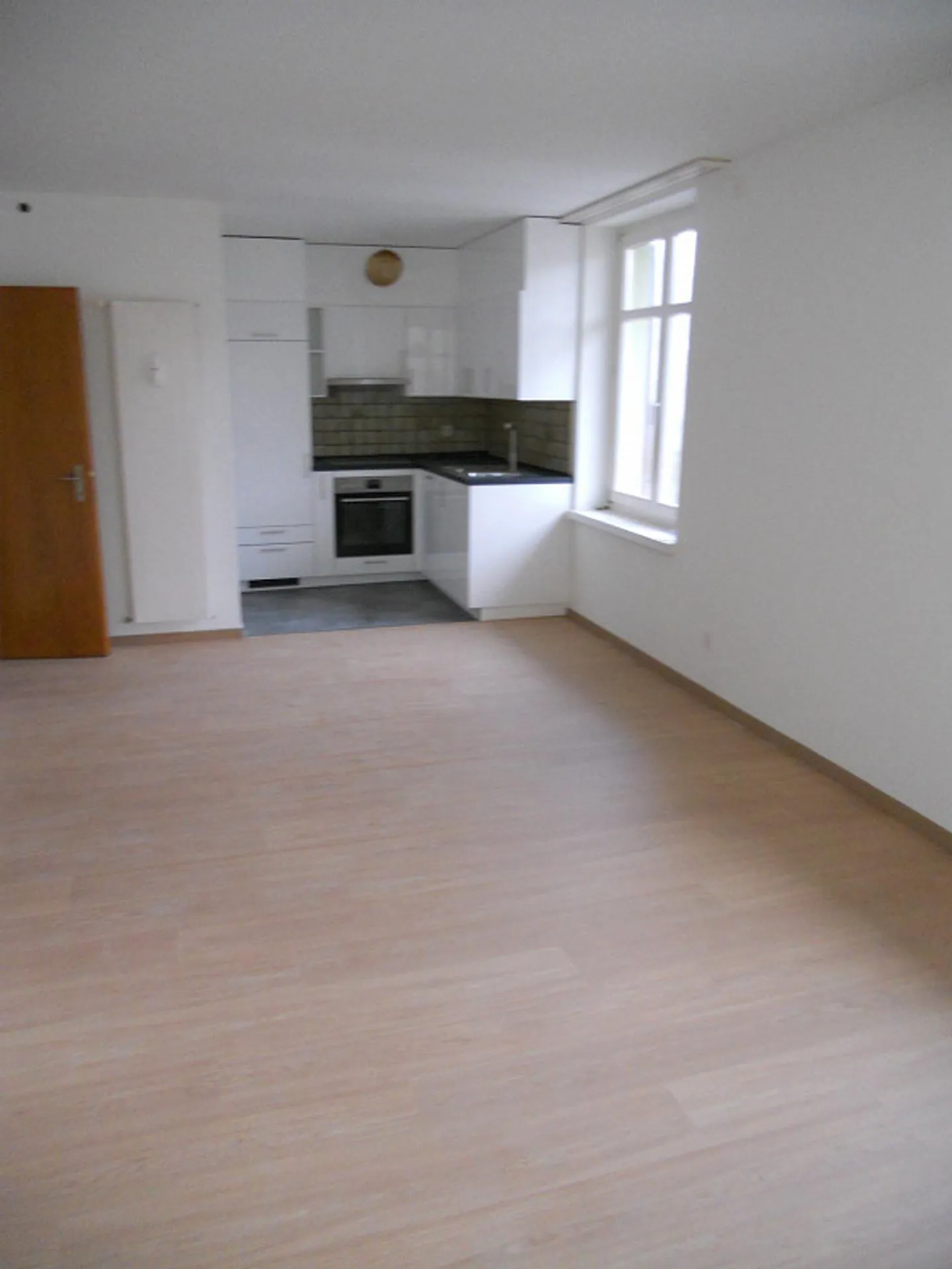 2.5 Zimmer-Wohnung, Rheingoldstrasse 14, Neuhausen - Foto 1 von 4