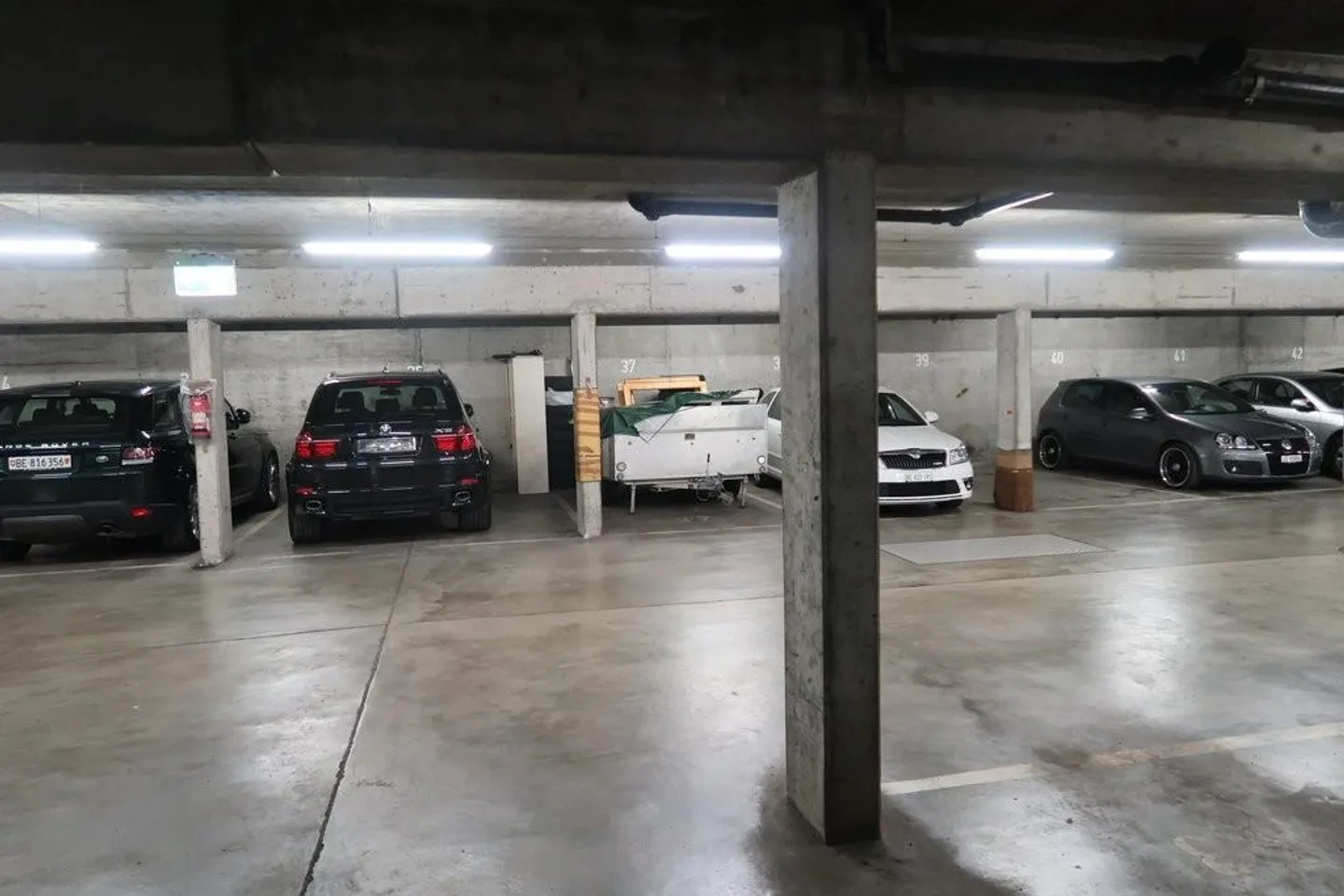 Einstellhallenplatz in der Länggasse - Foto 5 von 6