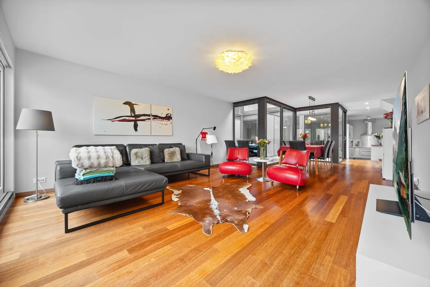 Duplex 4.5 rooms with terraces, center of Vevey - Photo 8 of 16