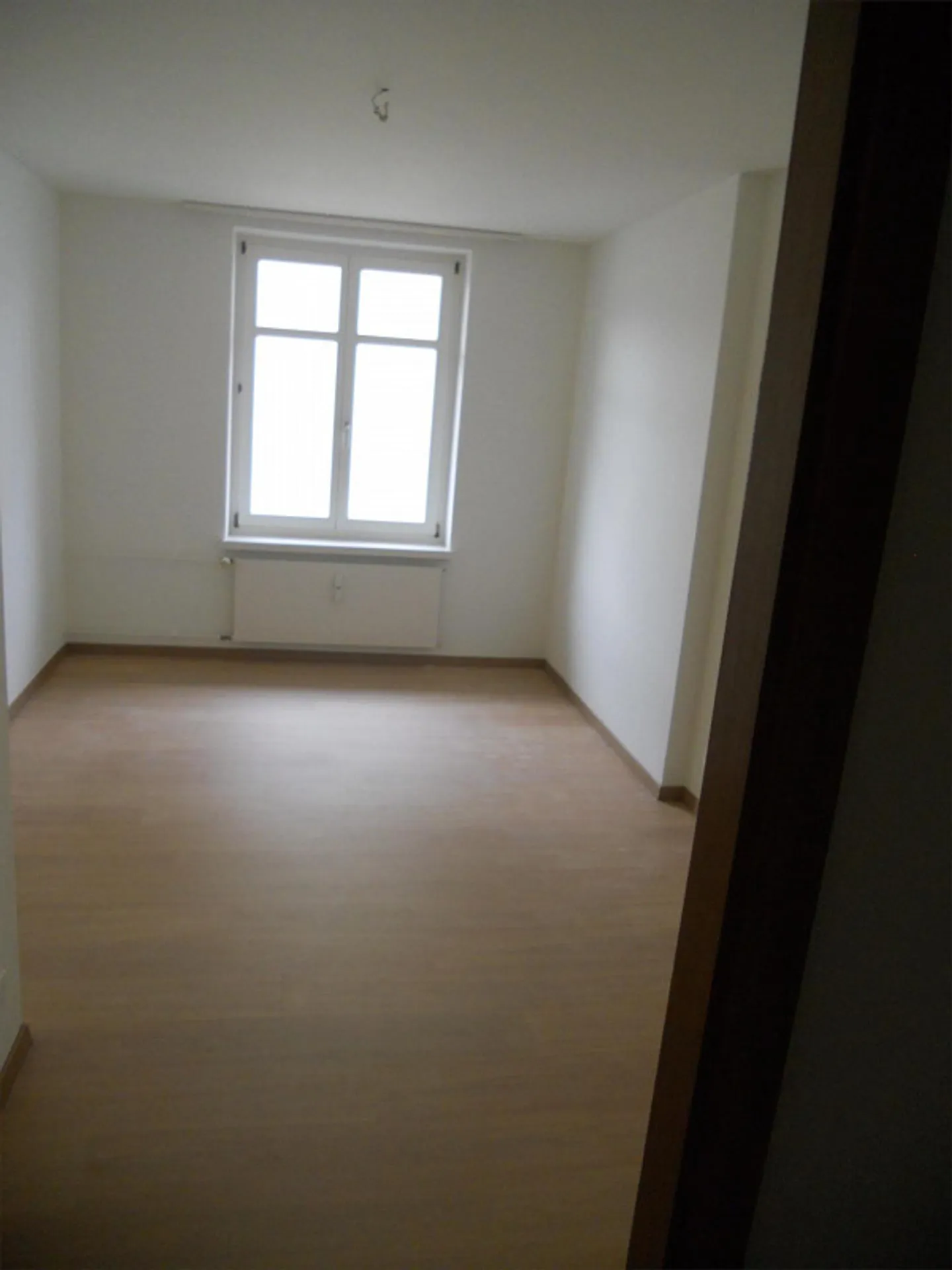2.5 Zimmer-Wohnung, Rheingoldstrasse 14, Neuhausen - Foto 3 von 4