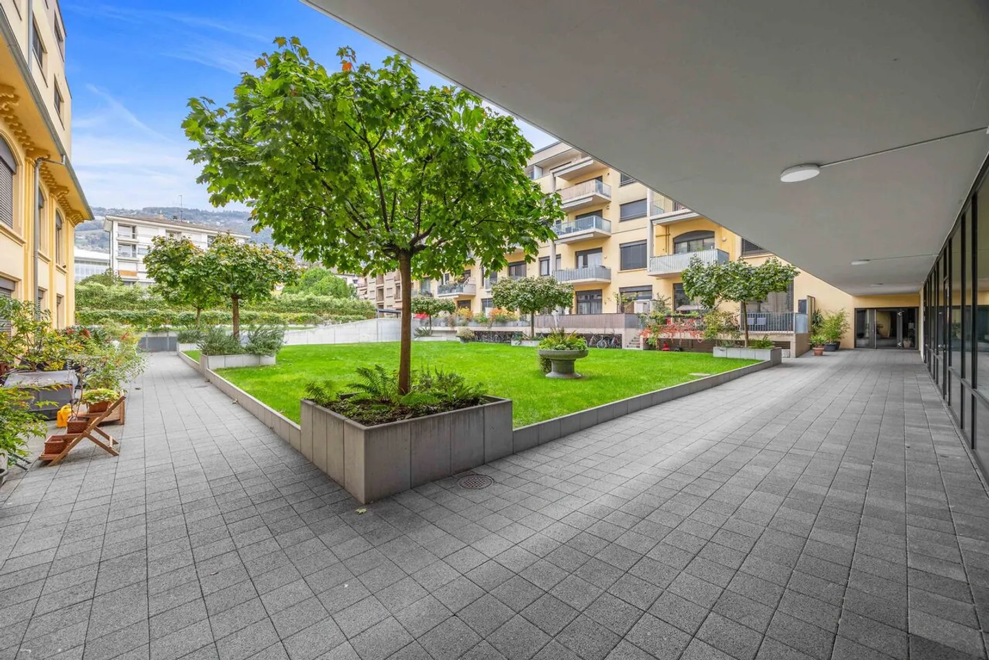 Duplex 4.5 rooms with terraces, center of Vevey - Photo 13 of 16