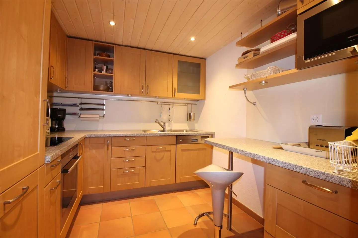 Appartamento 4 locali - Foto 4 di 10