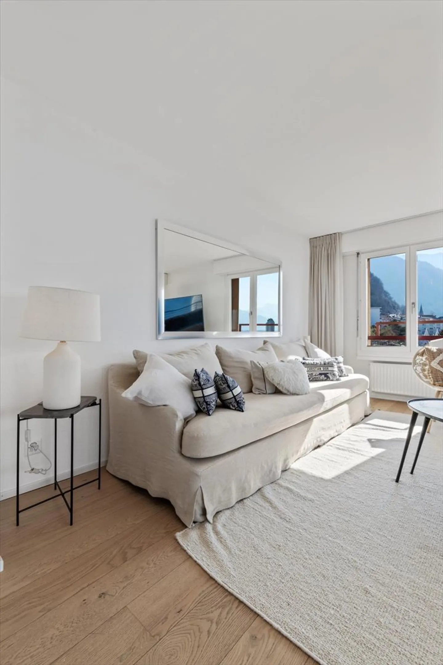 Bel appartement spacieux de 6.5 pièces de 175m2 au 8ème étage. - Photo 5 sur 13