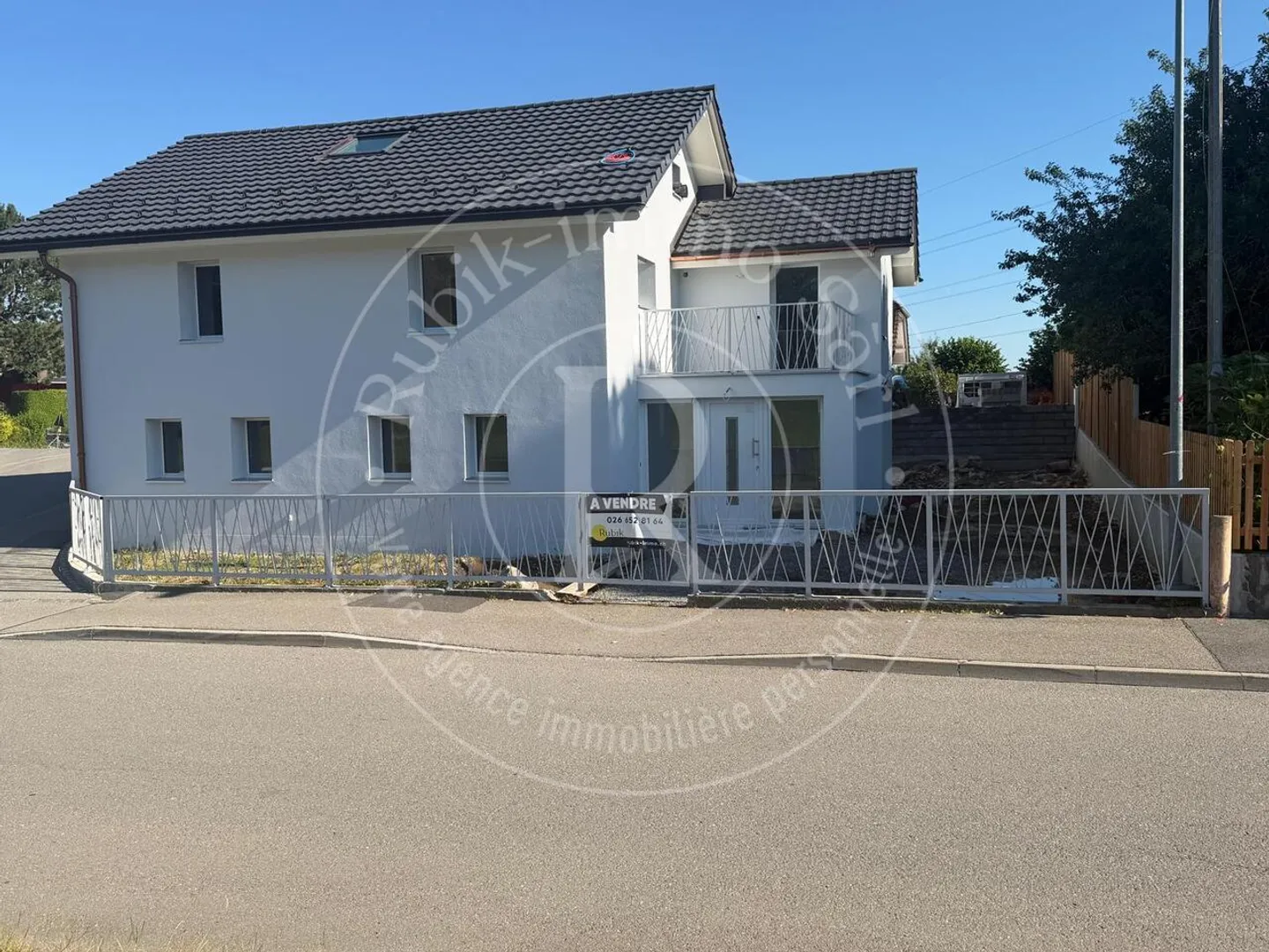 15 Minutes from Vevey: Renovated 5.5-Room Villa! - Photo 11 of 11