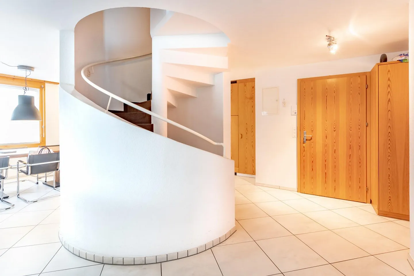 Residential and commercial property in a central village location - Photo 5 of 22