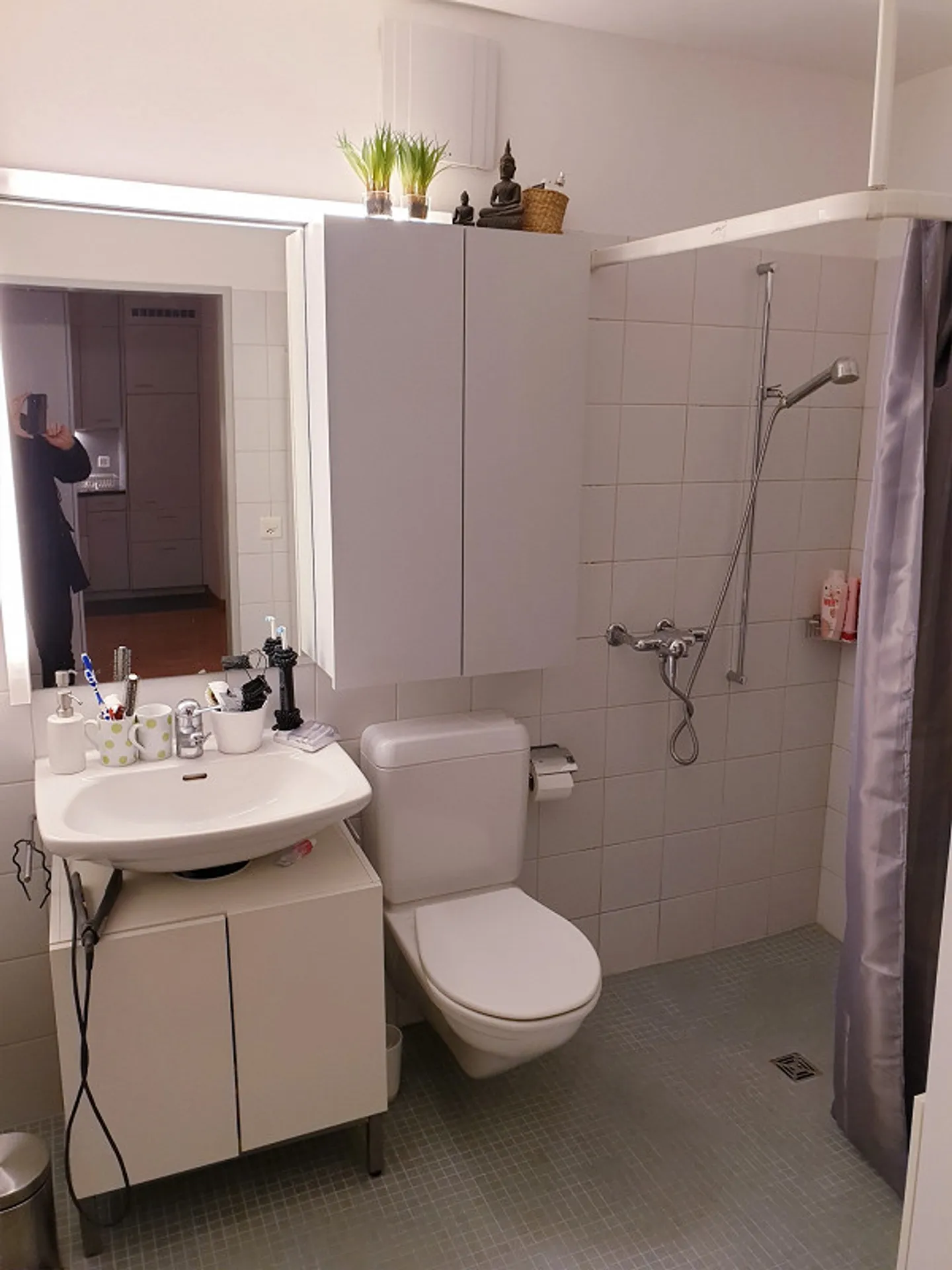 Appartement cool de 2,5 pièces dans un quartier calme pour jeunes et moins jeunes N° 22 - Photo 6 sur 10
