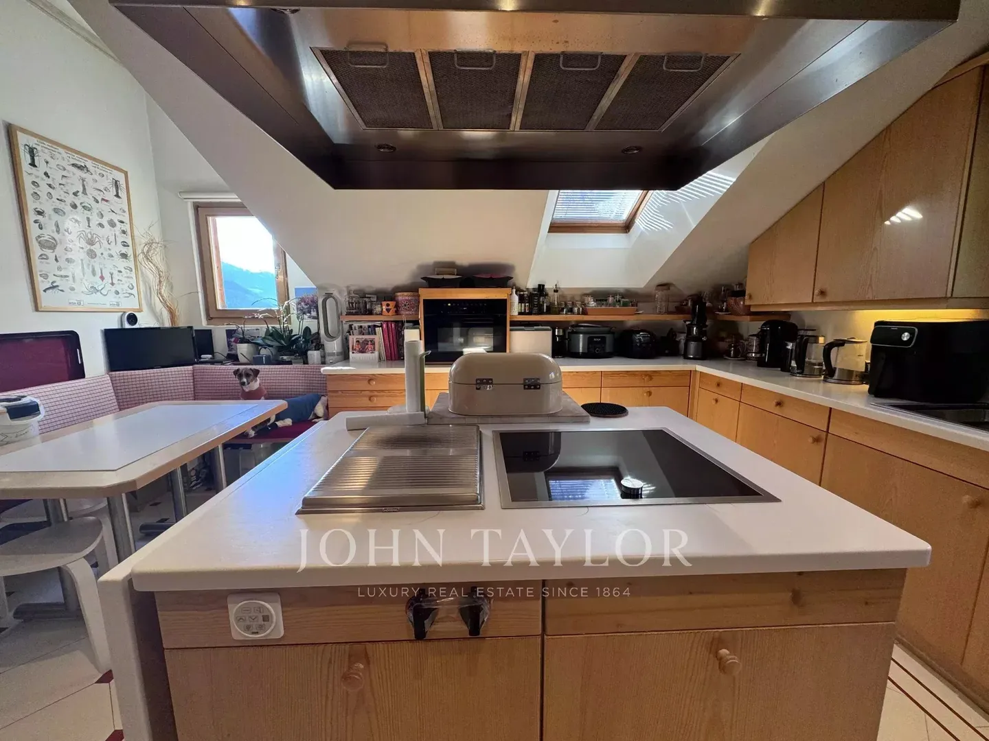 Penthouse di Lusso con Vista Alpina - Foto 6 di 23