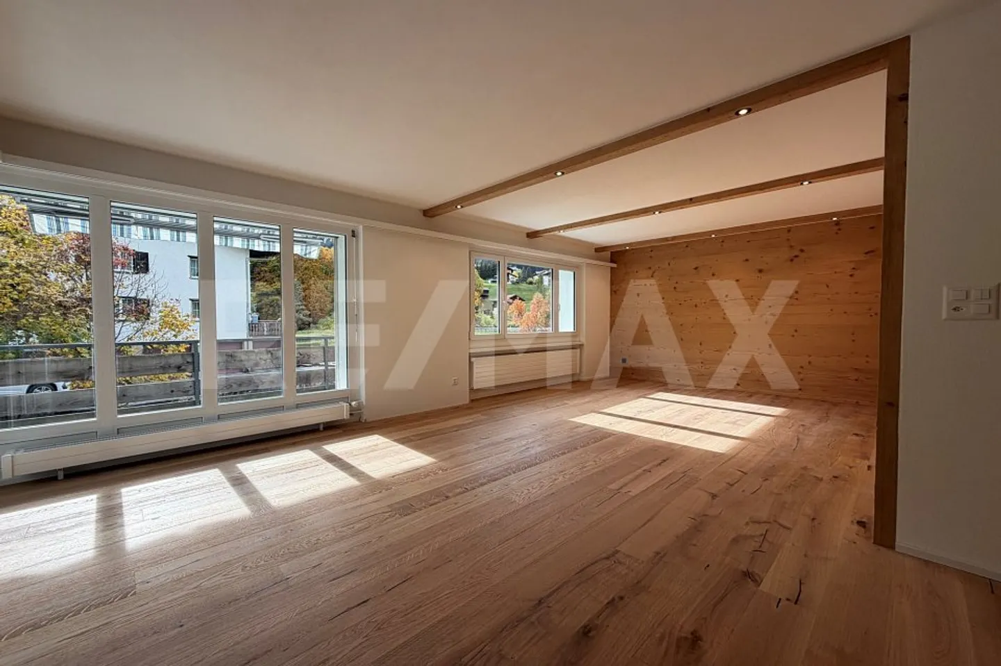 Appartamento 3.5 locali a Klosters - ristrutturato con charme da chalet - Foto 1 di 13