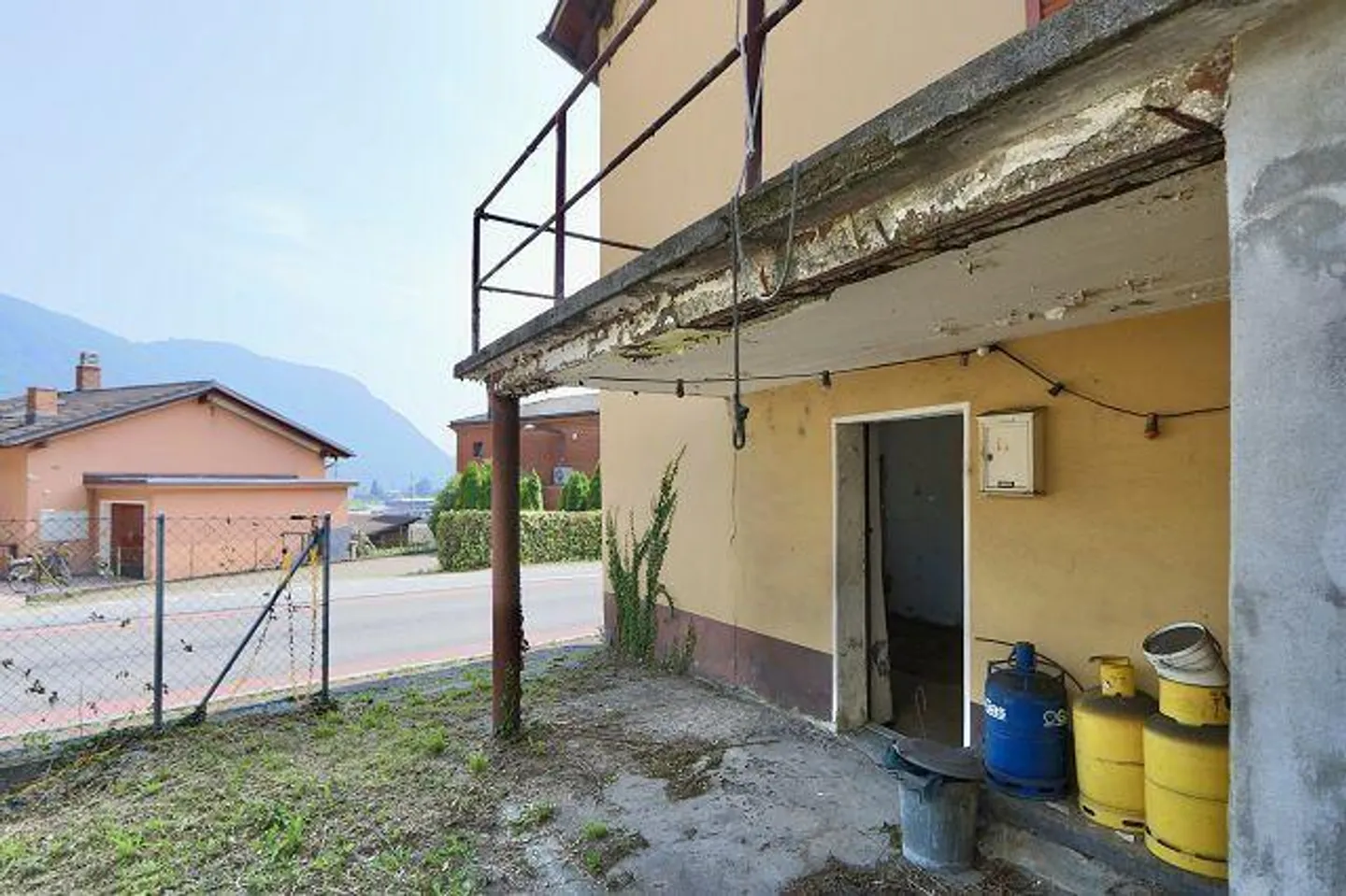 casa di 5 1/2 locali da ristrutturare o fare nuova costruzione - Foto 33 di 38