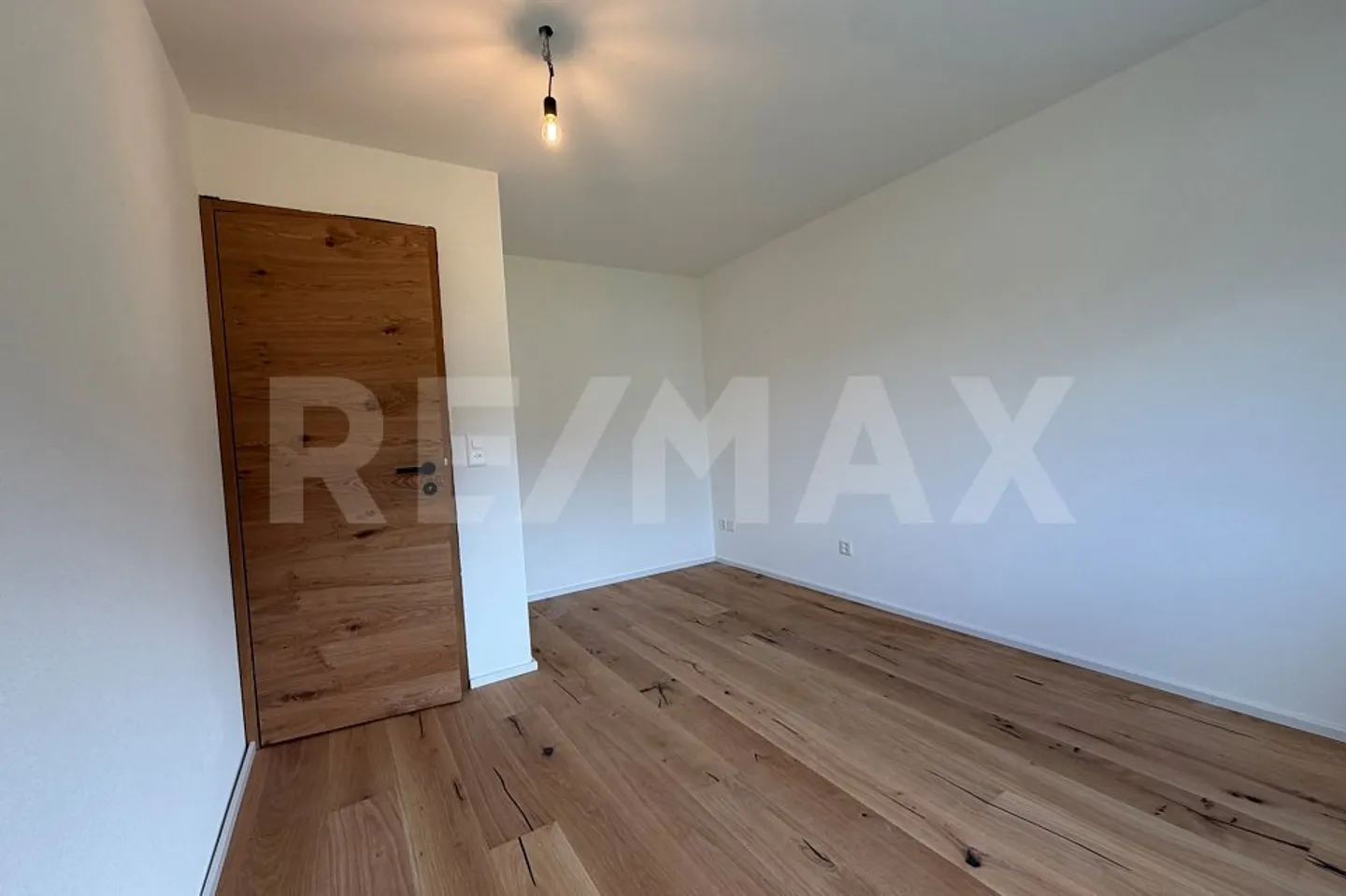Appartamento 3.5 locali a Klosters - ristrutturato con charme da chalet - Foto 10 di 13