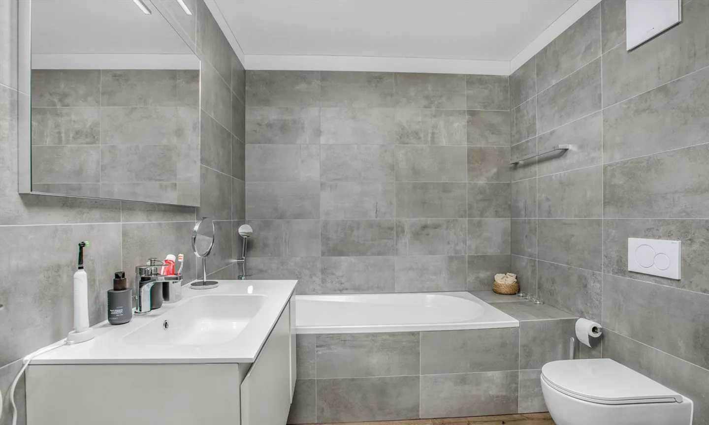 Attico di Lusso con Vista Lago - Foto 6 di 11
