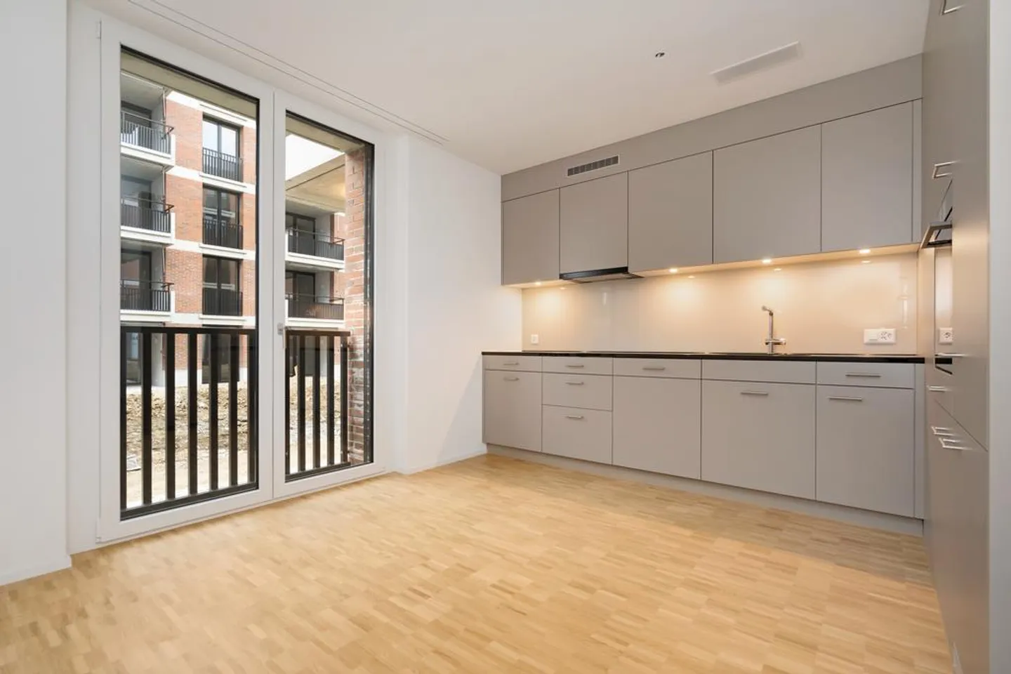 Appartamento nuovo di 3,5 locali nel Färbiareal - Foto 2 di 11