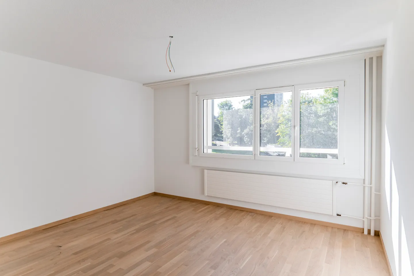 APPARTEMENT AVEC BALCON ET ASCENSEUR EXTÉRIEUR RÉNOVATION - Photo 7 sur 10