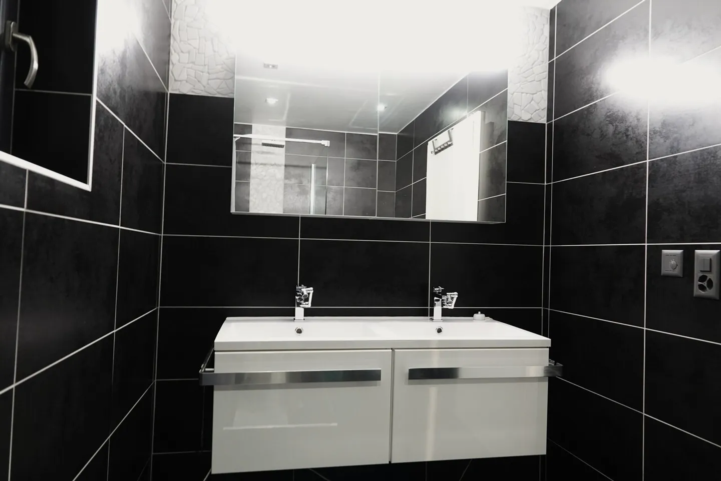 Your Eagle's Nest with Panoramic View - Photo 6 of 21