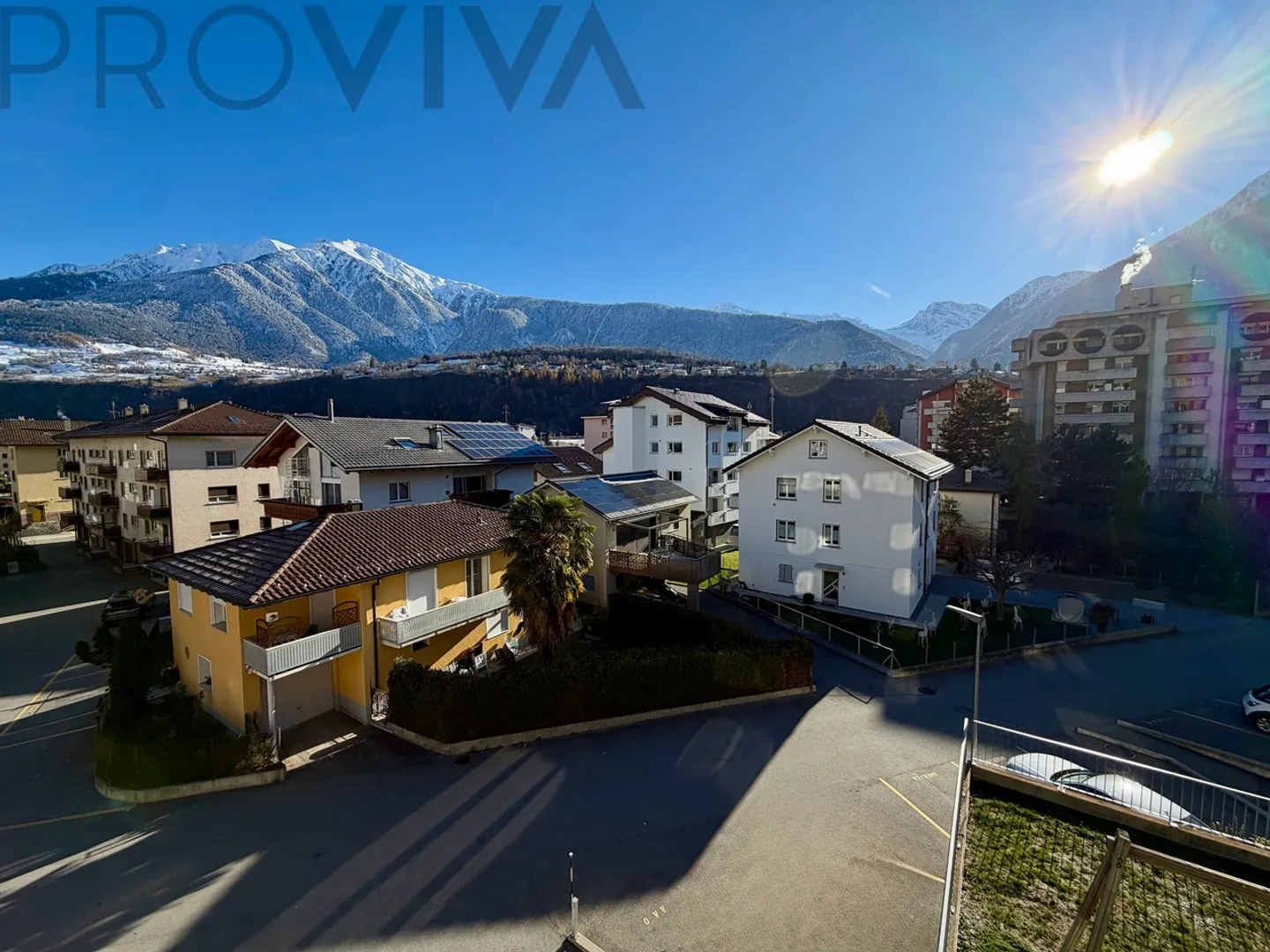 Combinazione di tranquillità, molta luce, vista e terrazza soleggiata - Foto 6 di 7