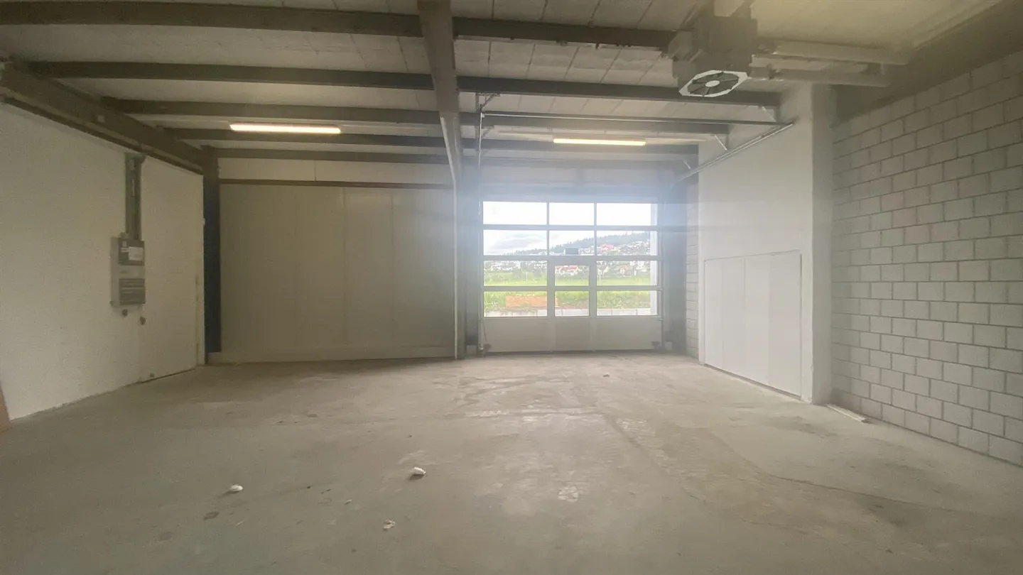 Attraktive Gewerbefläche im Rohbau an bester Lage in Ruswil - Foto 3 von 5