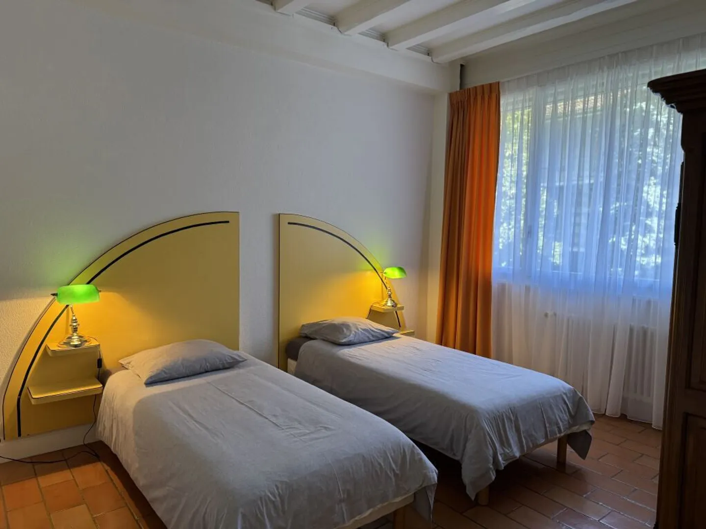 SPEZIALANGEBOT FERIEN!! Möblierte 4-Zimmer-Wohnung in Carouge (Genf) - Foto 4 von 8