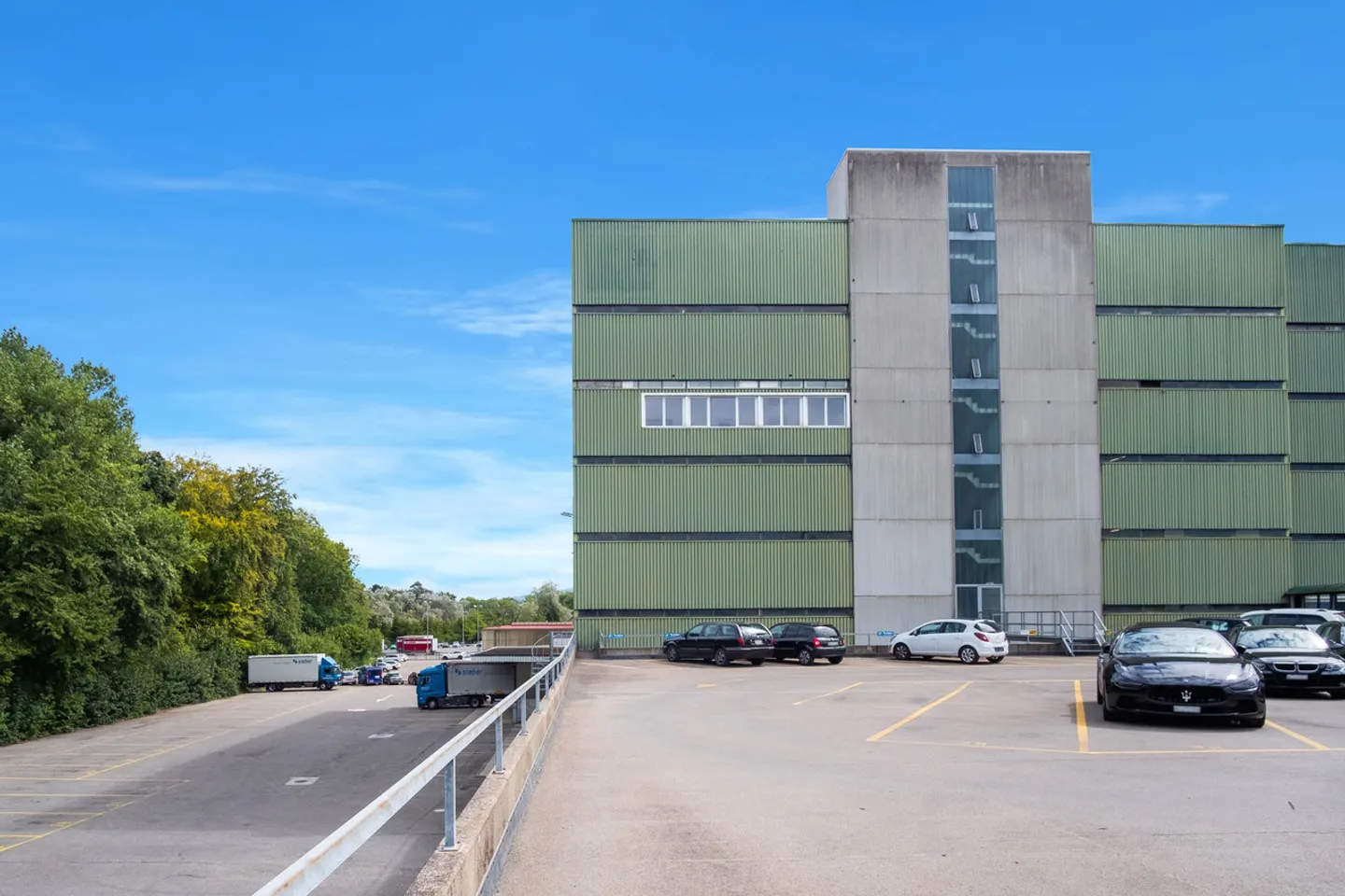 Your new logistics location directly on the A1 in Dietikon - Photo 3 of 5