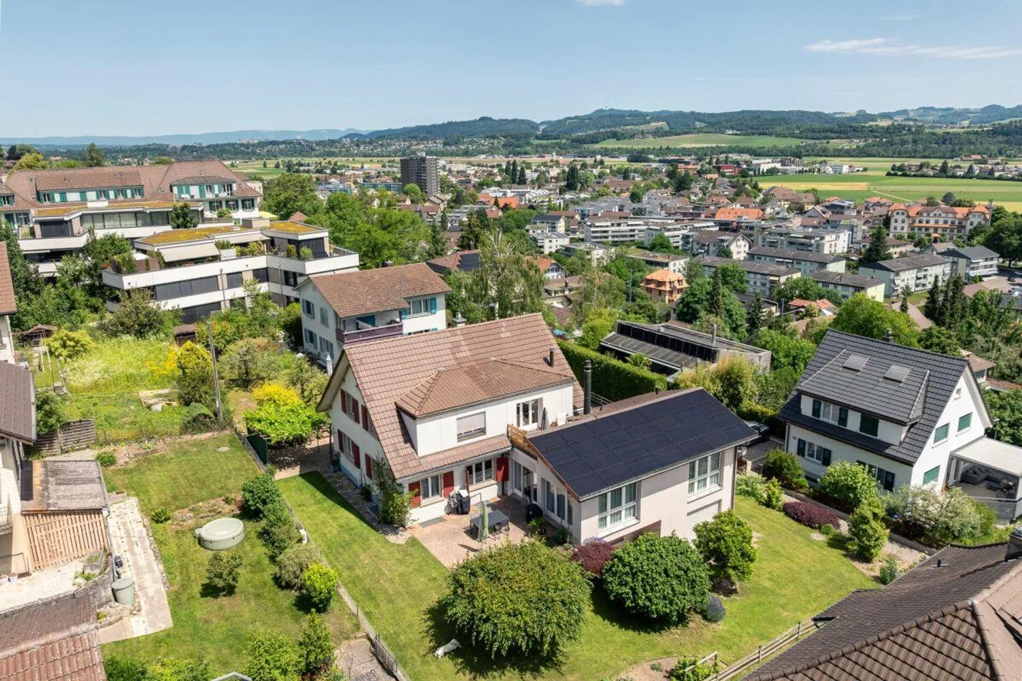 Wohnen mit Weitsicht - Grosszügiges Familienhaus mit Einliegerwohnu... - Photo 3 sur 19