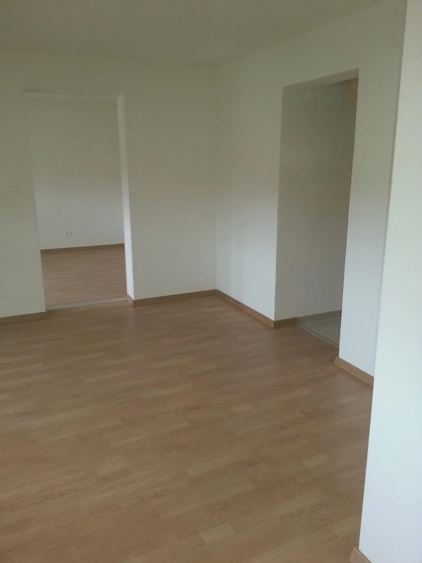 Beautiful 3-room penthouse apartment for rent - Photo 7 of 9