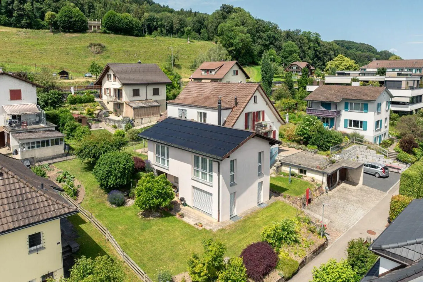 Wohnen mit Weitsicht - Grosszügiges Familienhaus mit Einliegerwohnu... - Photo 5 sur 19