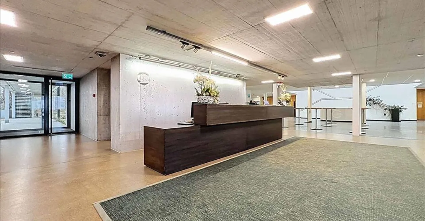 Commercial Space in Gland - Photo 10 of 12