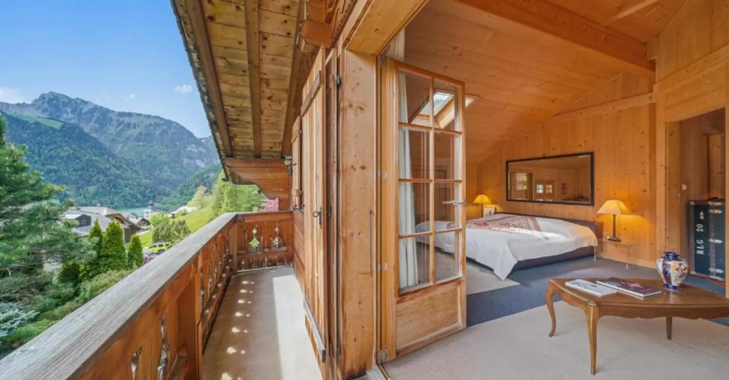 Luxurious Chalet in Vaud Alps - Photo 6 of 11