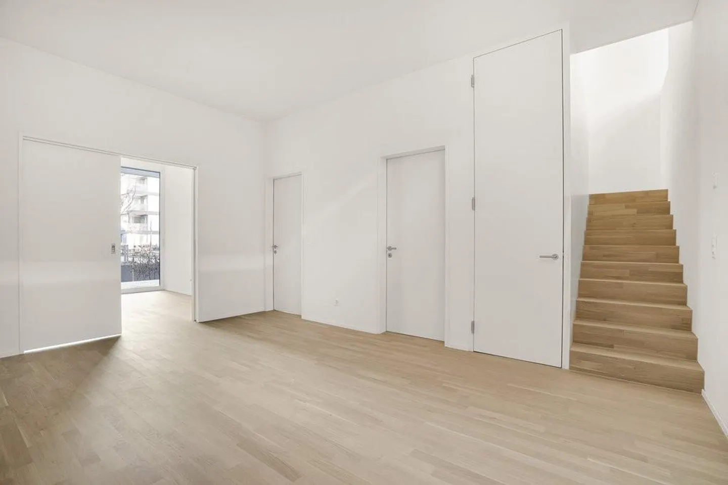 Appartamento duplex moderno di 4,5 locali - Foto 7 di 12