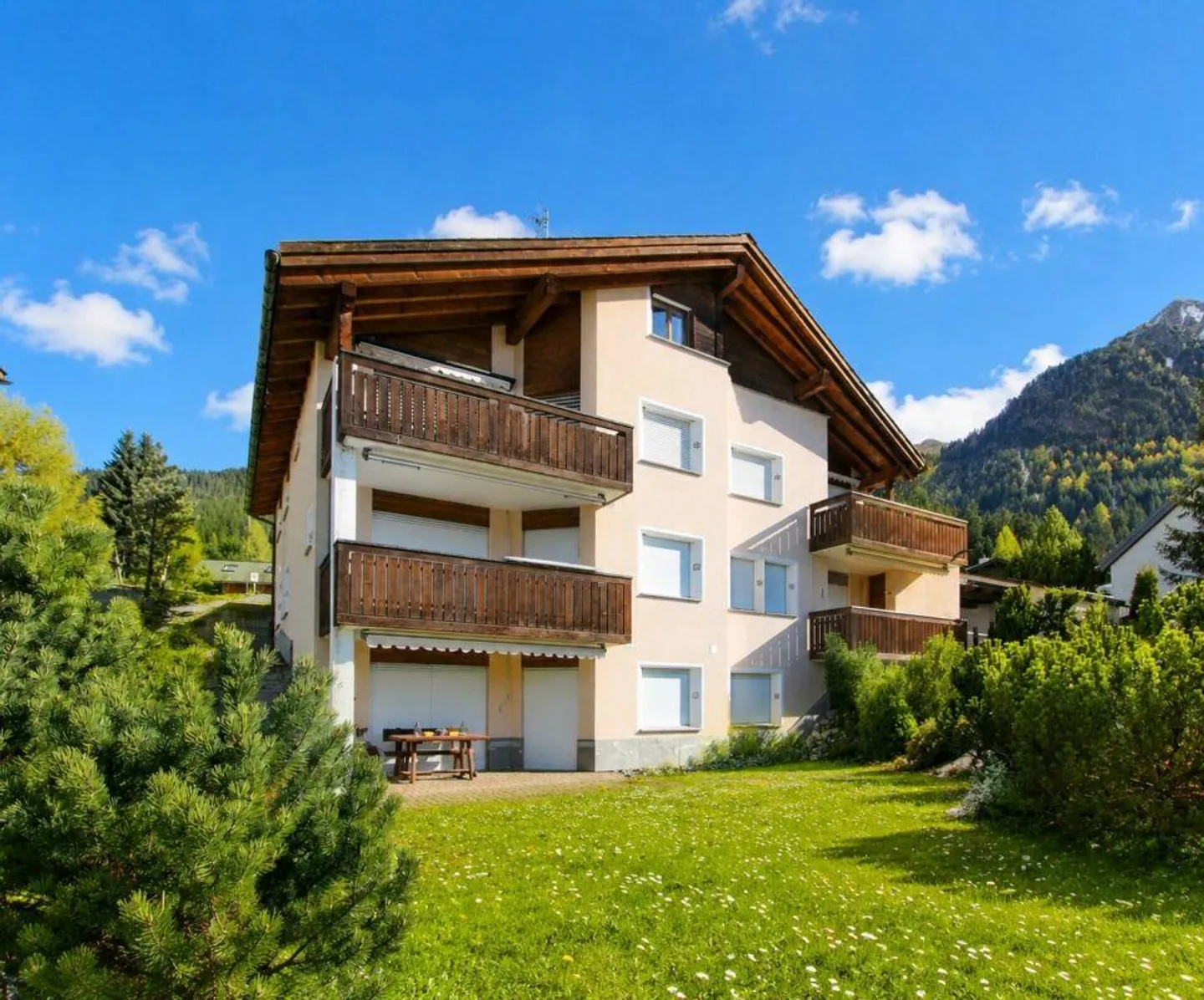 Charming 3-room apartment on the sunny slope of Lenzerheide - Photo 9 of 12