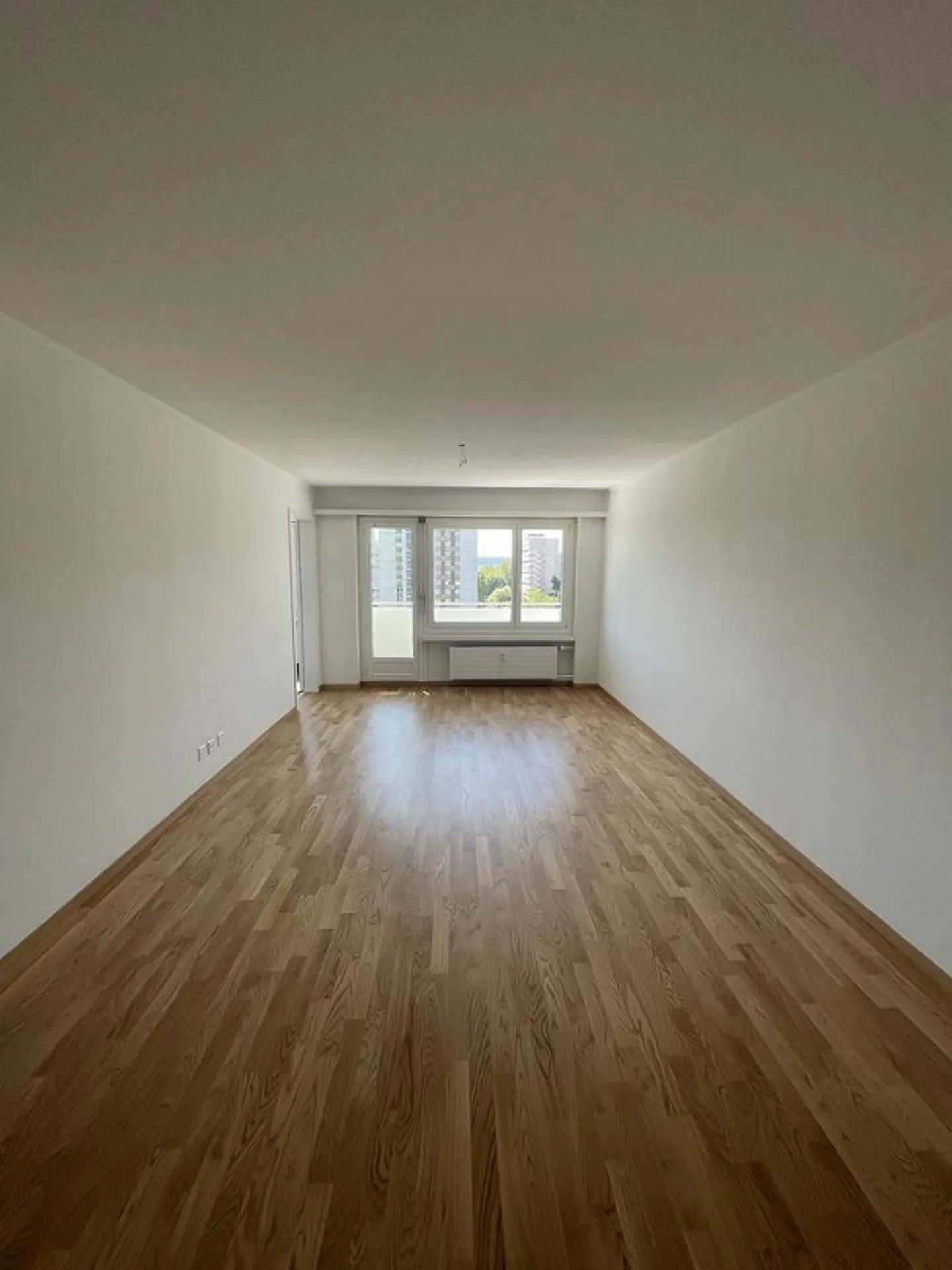 Gemütliche 4.5 Zimmer Wohnung in Spreitenbach - Foto 3 von 7