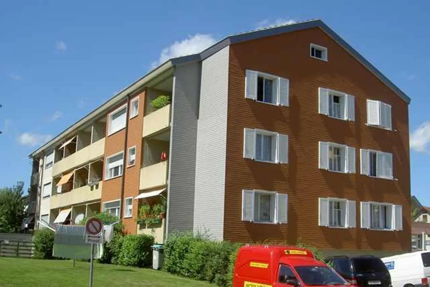 Appartement lumineux de 2 pièces dans un emplacement central à Baar - Photo 1 sur 5