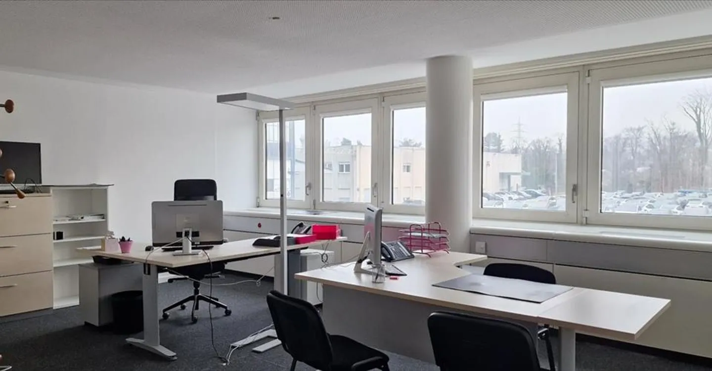 Spazio ufficio in affitto - Foto 9 di 11