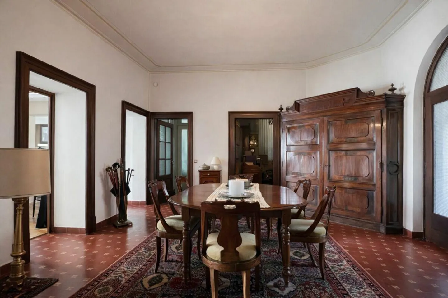 Villa historique élégante avec jardin et terrasses au cœur de Balerna - Photo 21 sur 30