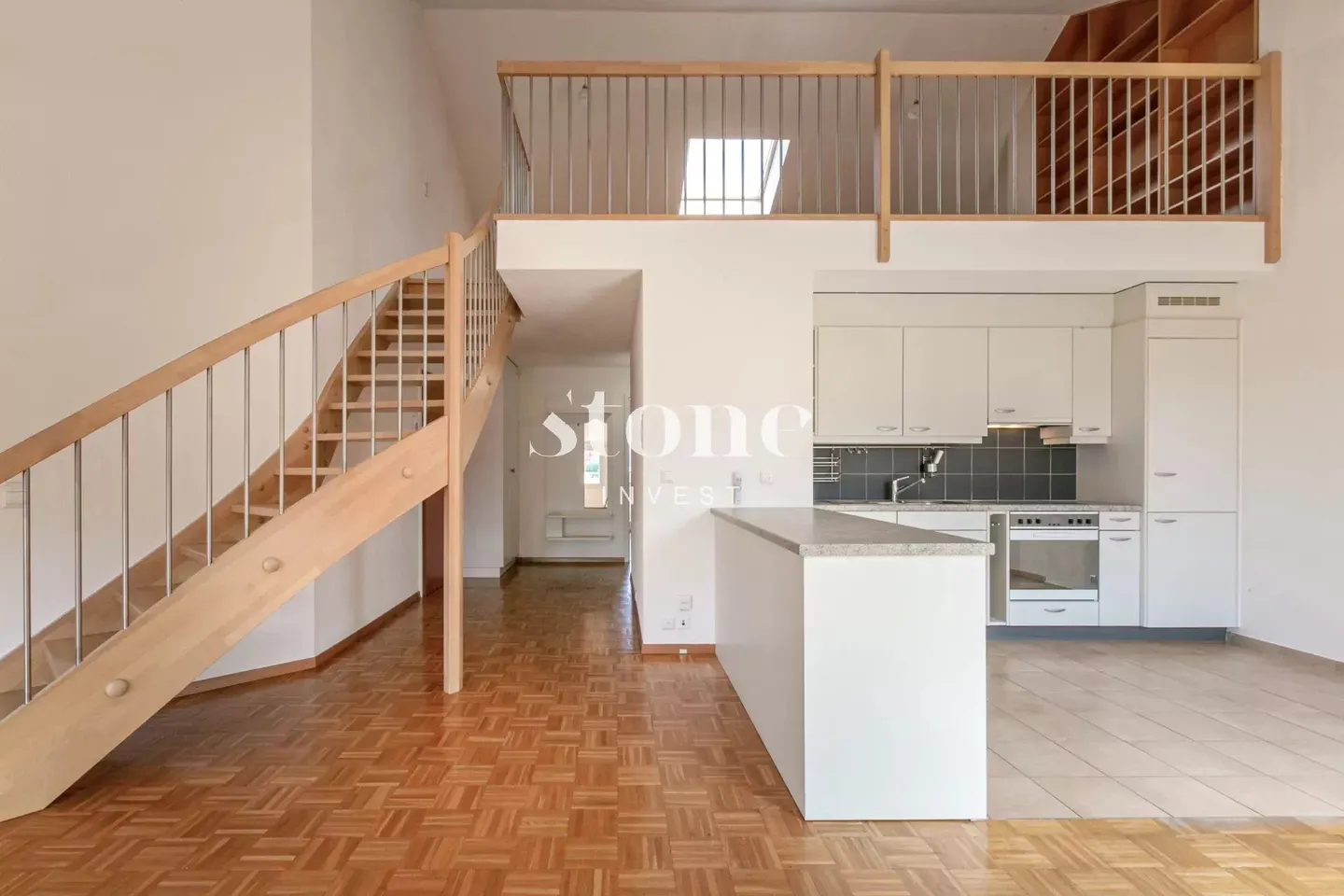 Attico Incantevole con Mezzanine - Foto 1 di 13