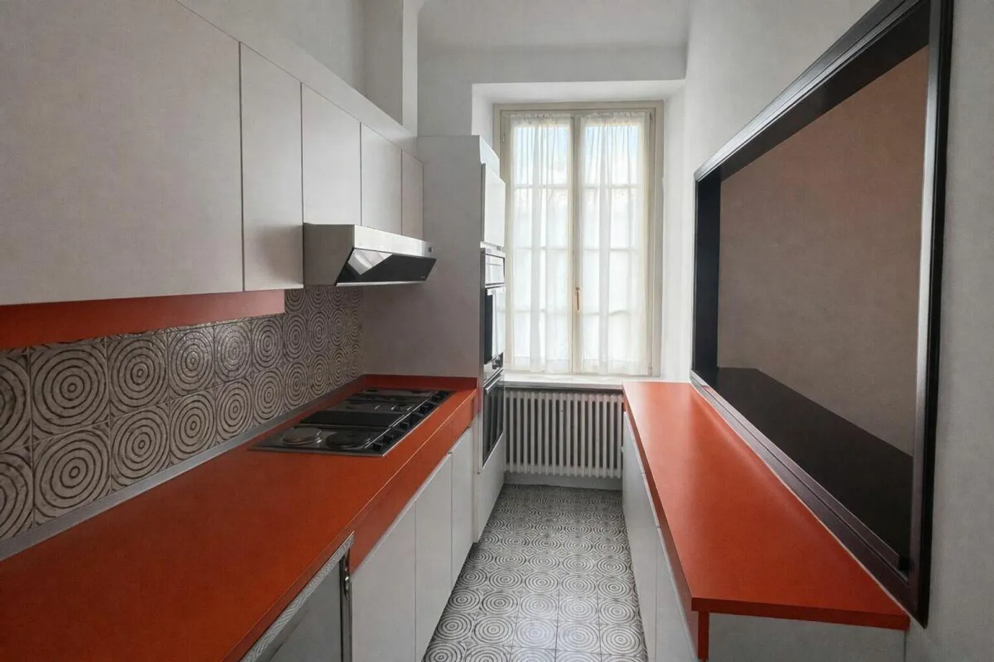 Villa historique élégante avec jardin et terrasses au cœur de Balerna - Photo 30 sur 30