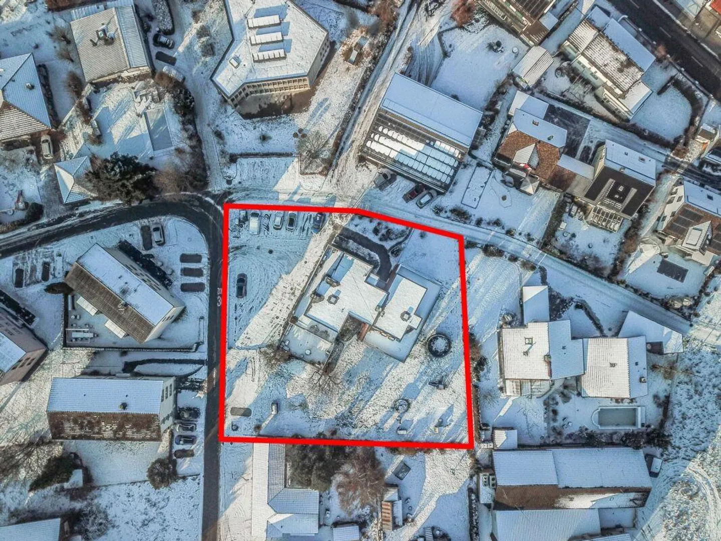 Appartamento 5.5 stanze in una posizione adatta alle famiglie a Erlen - Foto 2 di 14