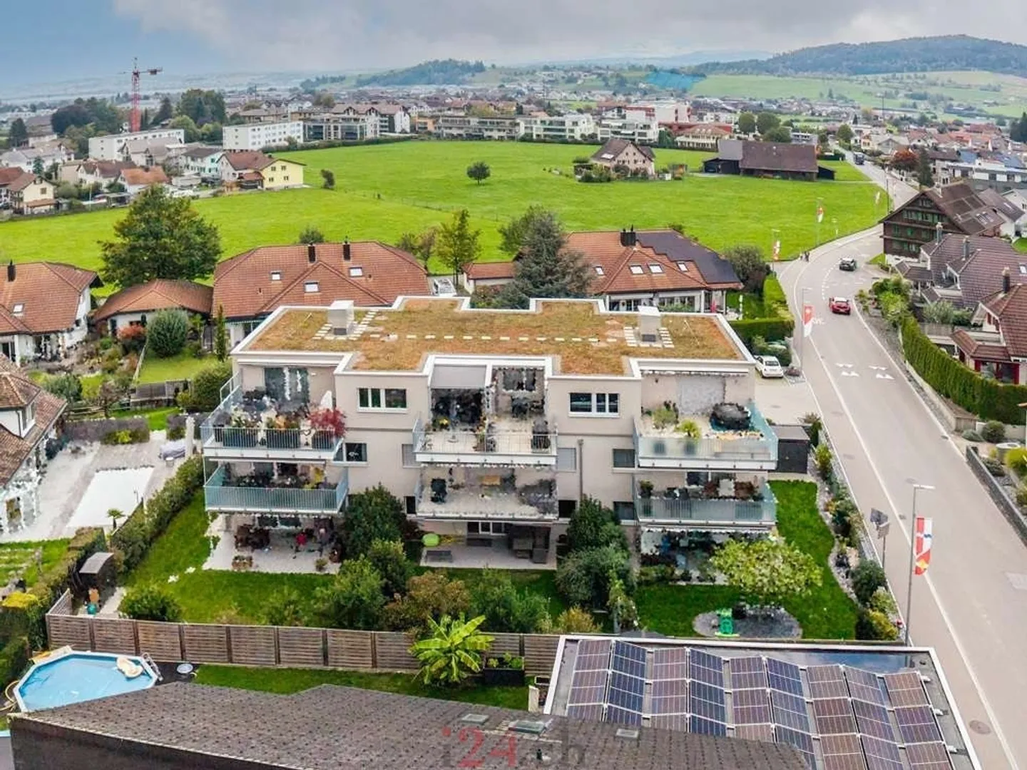 Moderno appartamento giardino 2.5 locali in posizione centrale a Siebnen SZ - Foto 2 di 13
