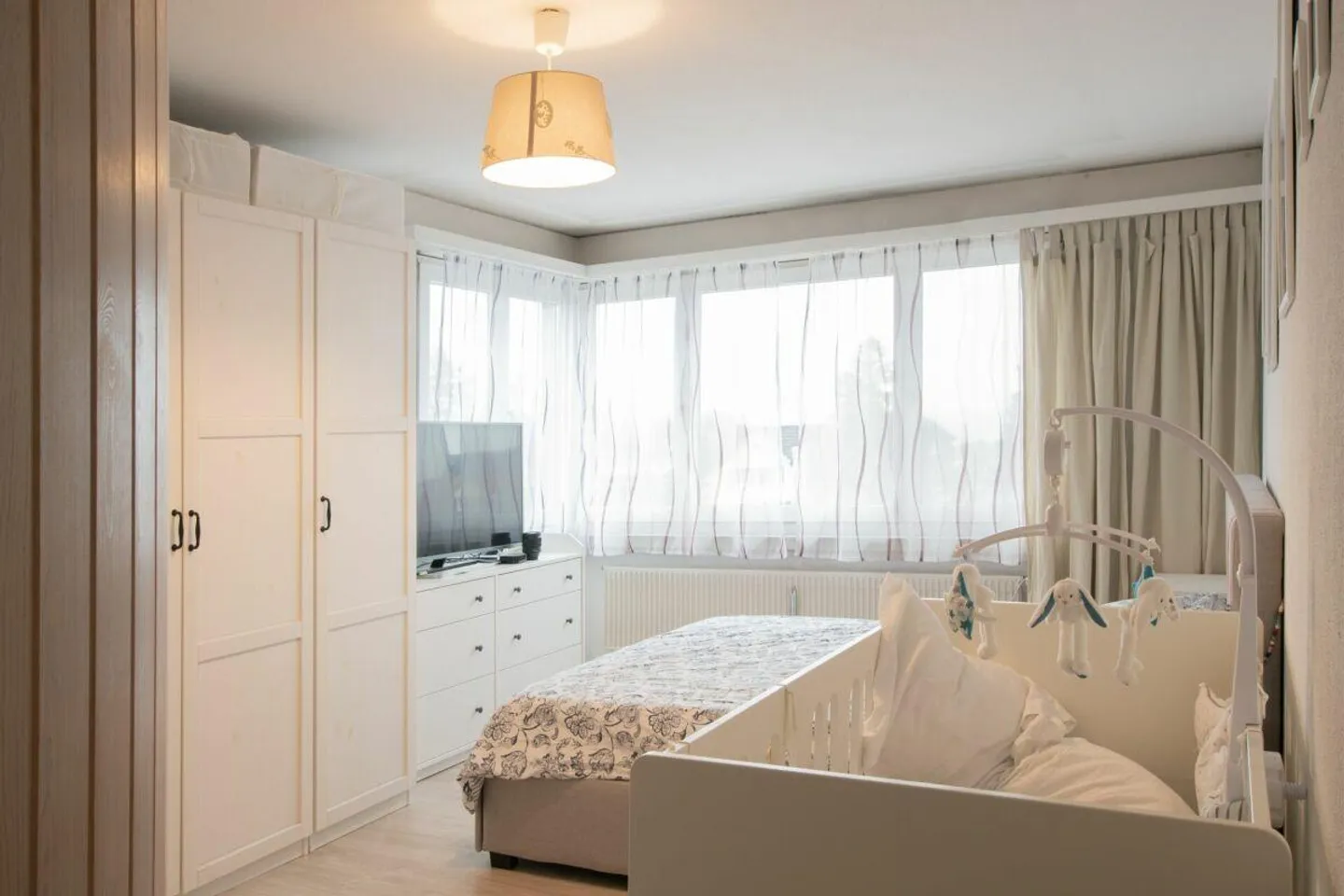 Appartamento 5.5 stanze in una posizione adatta alle famiglie a Erlen - Foto 9 di 14