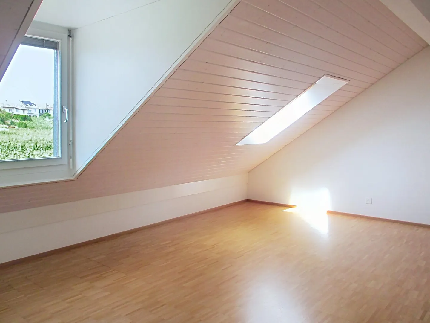 Spazioso duplex di 4½ locali - Foto 6 di 9